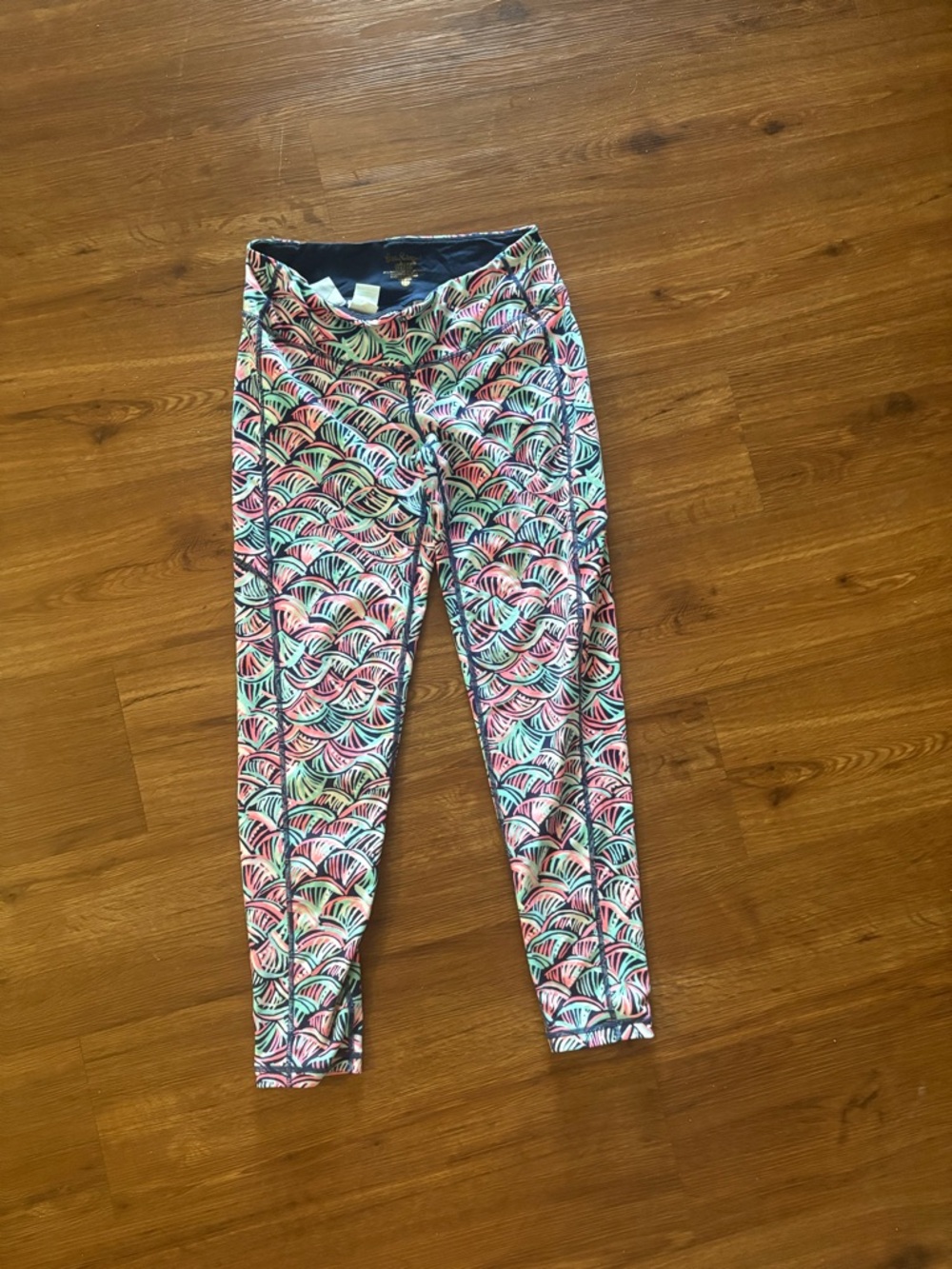 Lilly Pulitzer Navy Leggings with Pink, Mint & Coral Fan Print